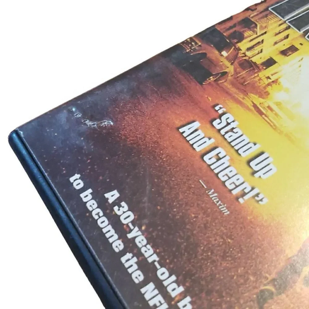 Invincible DVD - Disney - Picture 3 of 5